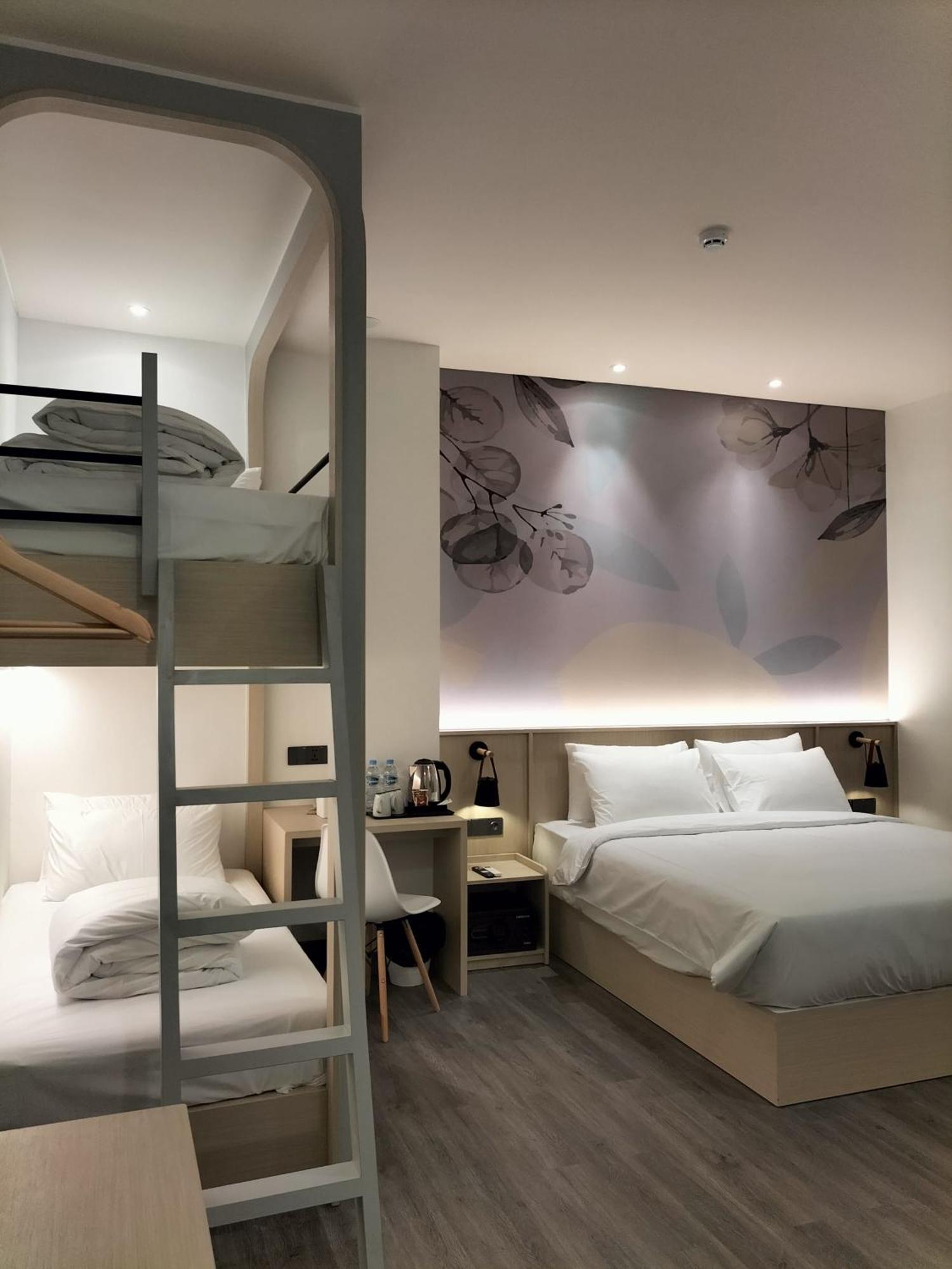 True Blue Hotel Menteng Jakarta Eksteriør billede