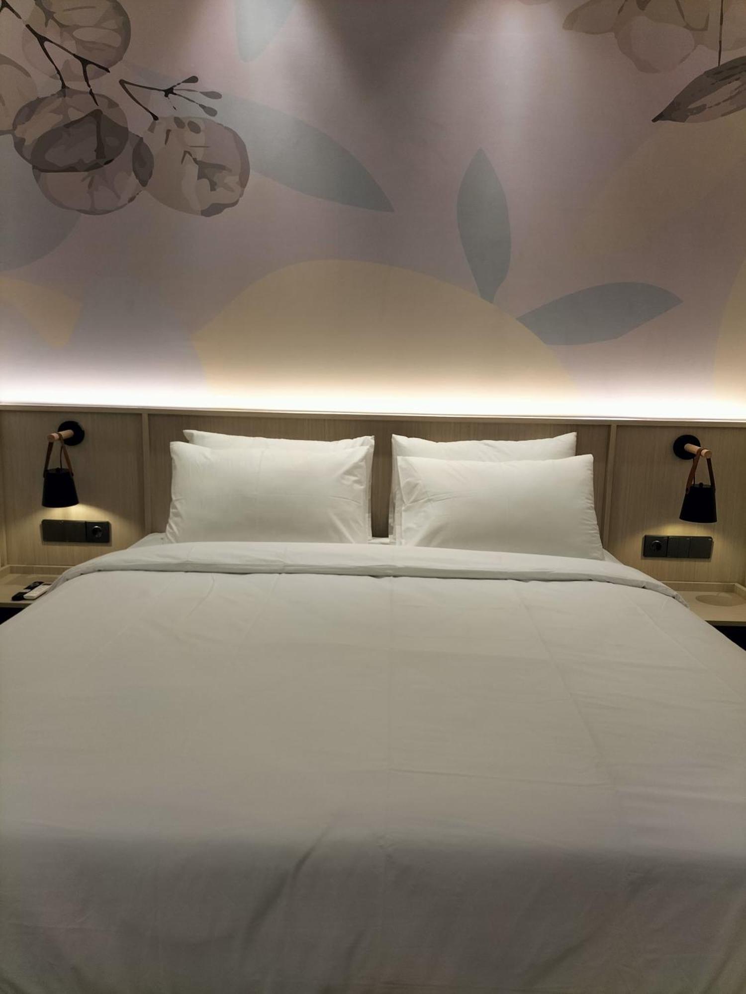 True Blue Hotel Menteng Jakarta Eksteriør billede