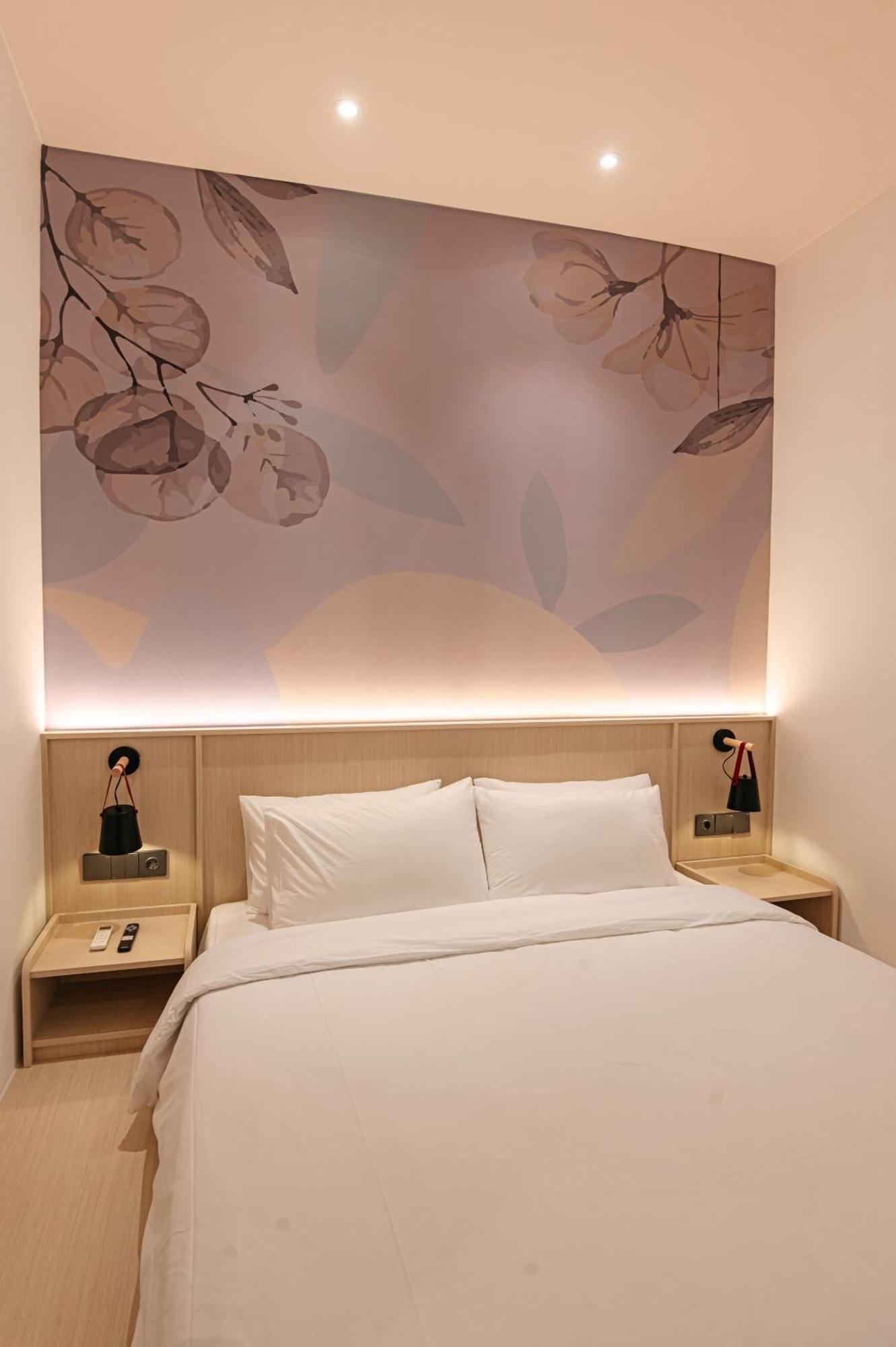 True Blue Hotel Menteng Jakarta Eksteriør billede